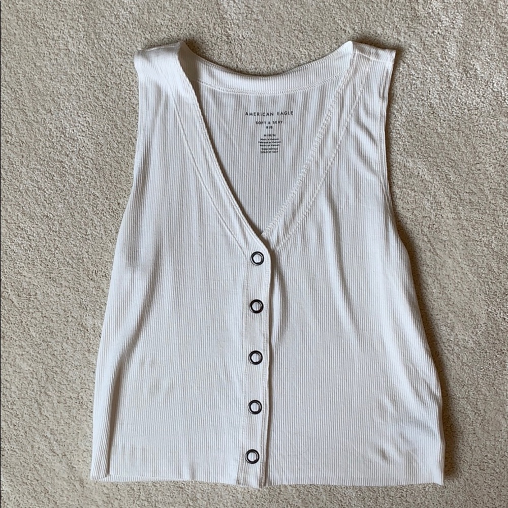 Cropped button tank top